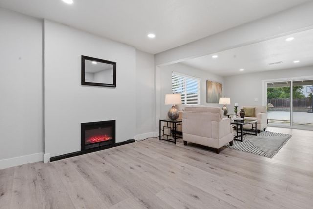 5836 Santa Teresa Boulevard, San Jose, CA 95123