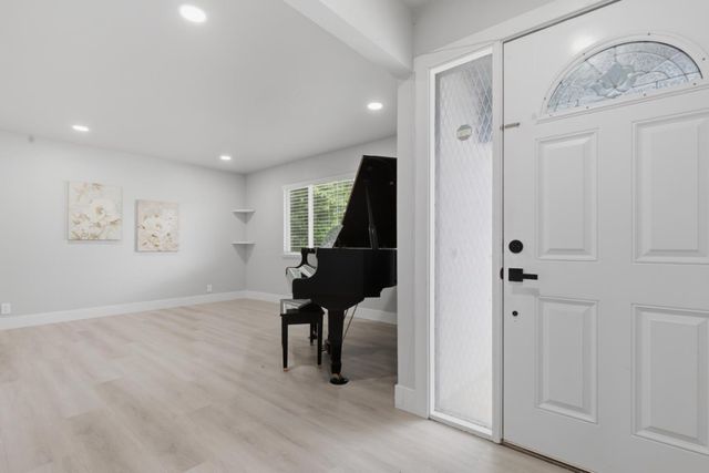 5836 Santa Teresa Boulevard, San Jose, CA 95123