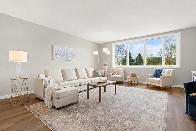 726 Royal Park ROAD, Racine, WI 53402