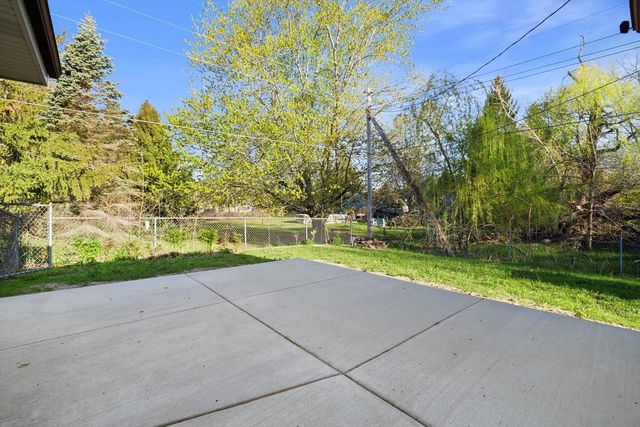 726 Royal Park ROAD, Racine, WI 53402