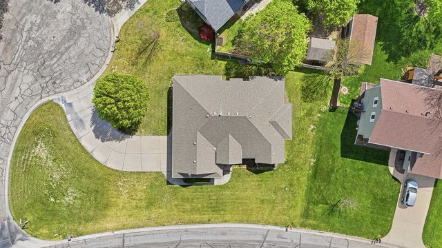 14101 E Lakeview Ct, Wichita, KS 67230