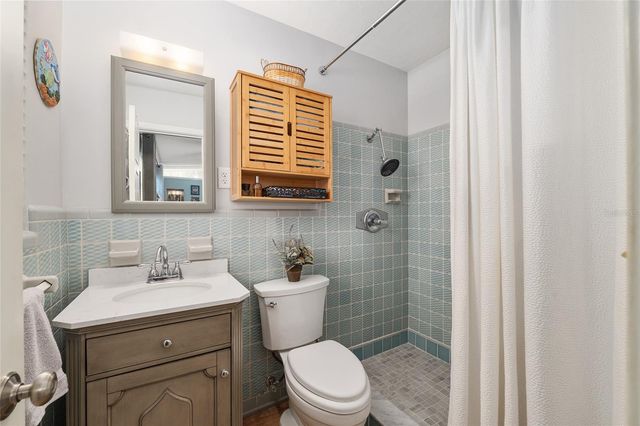 1807 SW 36TH PLACE, Gainesville, FL 32608