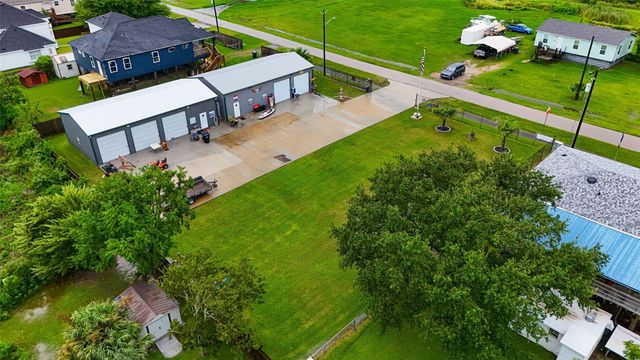 215 22nd Street, Dickinson, TX 77539