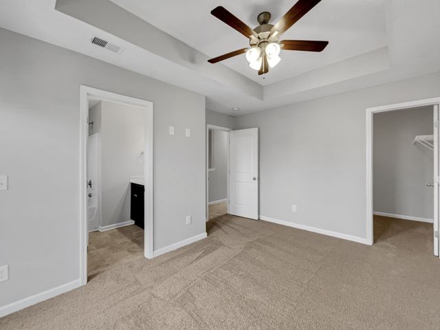 304 Negri Ct, NE, La Vergne, TN 37086