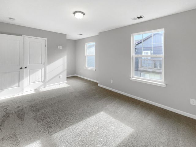 304 Negri Ct, NE, La Vergne, TN 37086