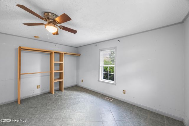 1453 Old Fayetteville Road NE, Leland, NC 28451