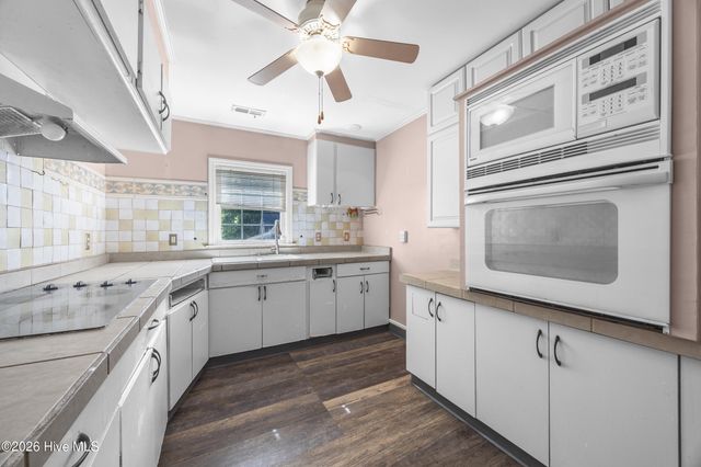 1453 Old Fayetteville Road NE, Leland, NC 28451