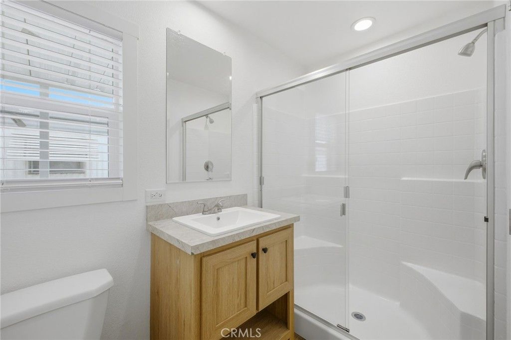 Image 25 of property listing at 9873 Alder Avenue 32, Bloomington, CA 92316