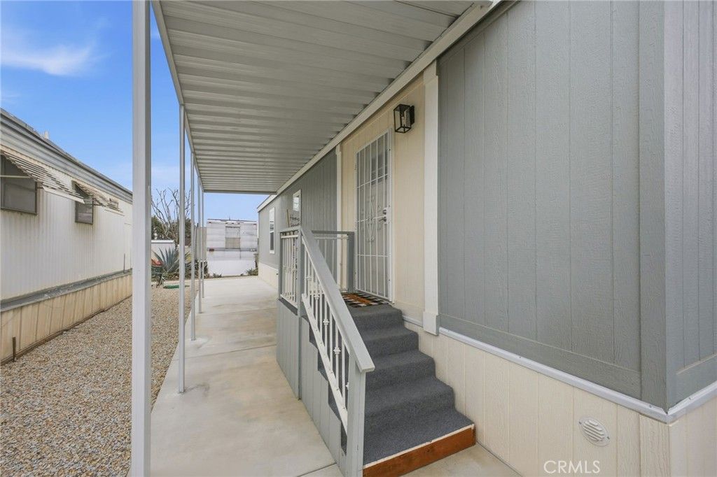 Image 3 of property listing at 9873 Alder Avenue 32, Bloomington, CA 92316