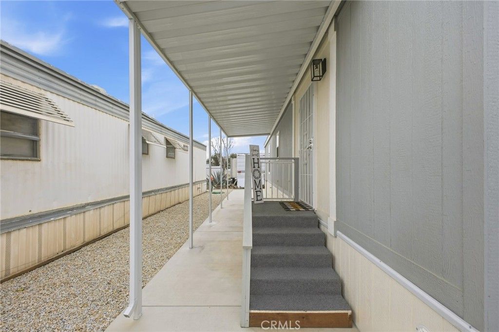 Image 30 of property listing at 9873 Alder Avenue 32, Bloomington, CA 92316