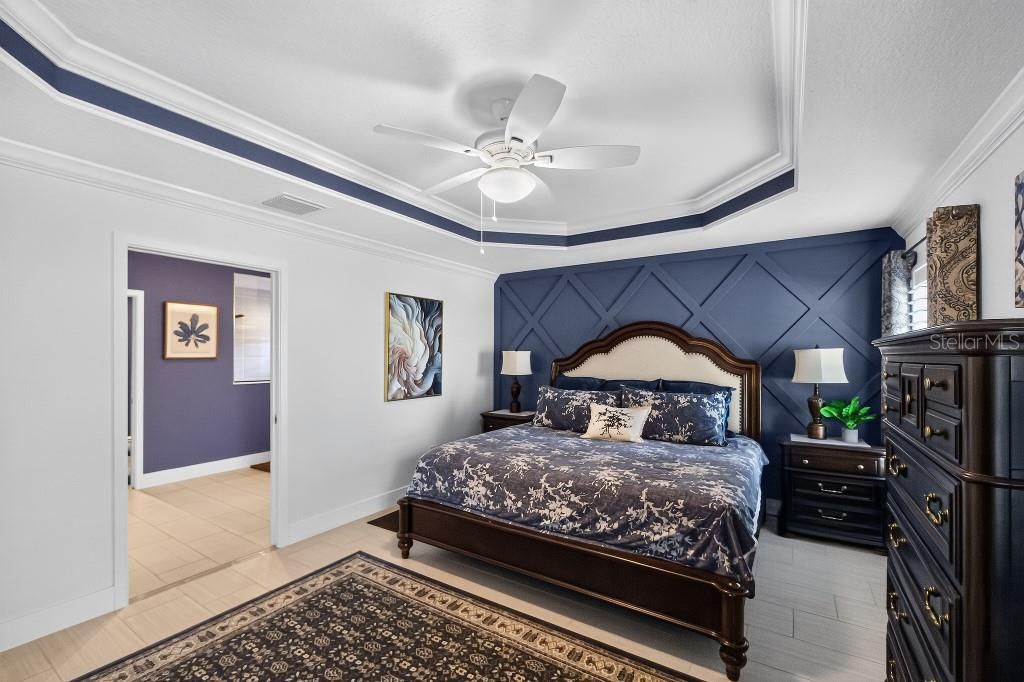 Image 13 of property listing at 5838 JULIAN LOOP, The Villages, FL 32163