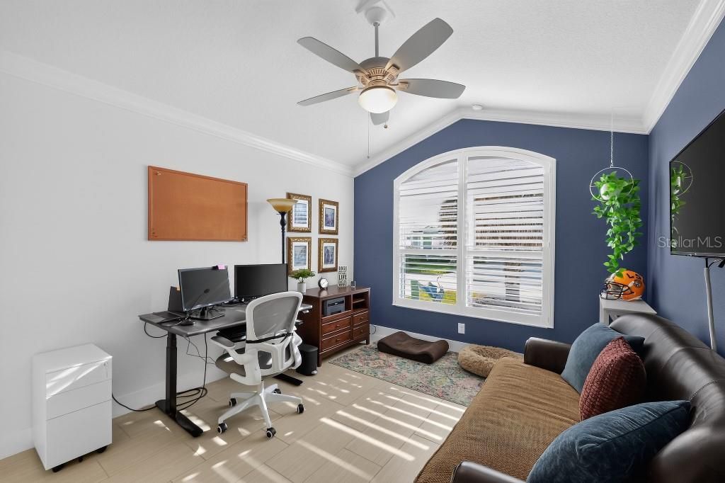 Image 19 of property listing at 5838 JULIAN LOOP, The Villages, FL 32163