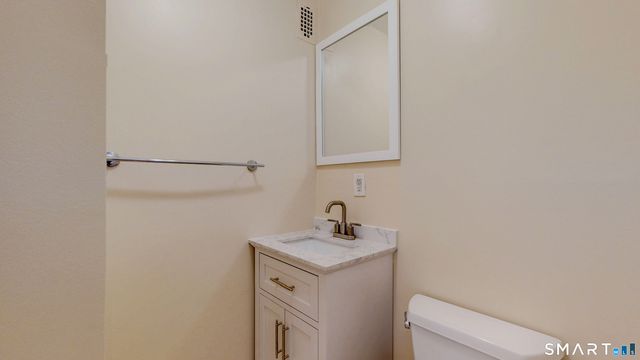 50 Glenbrook Road APT 4E, Stamford, CT 06902