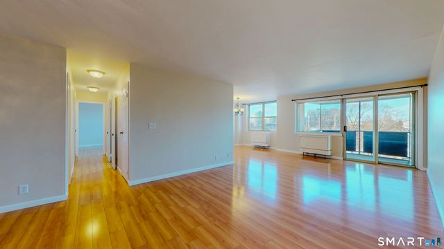 50 Glenbrook Road APT 4E, Stamford, CT 06902