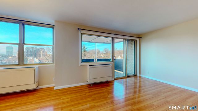 50 Glenbrook Road APT 4E, Stamford, CT 06902