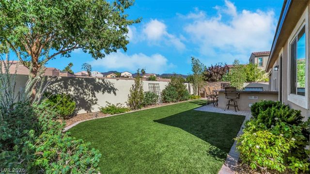 2534 Birch Hollow Street, Henderson, NV 89044