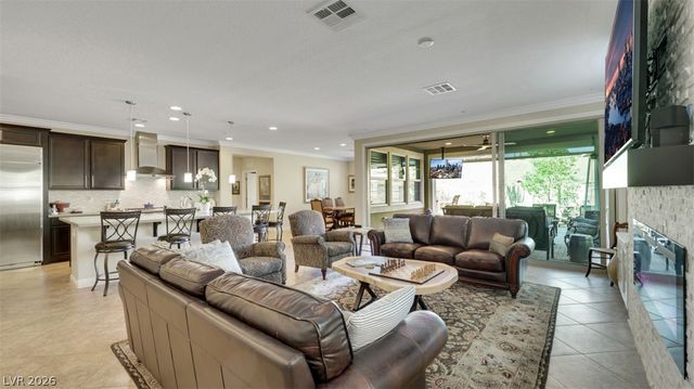 2534 Birch Hollow Street, Henderson, NV 89044