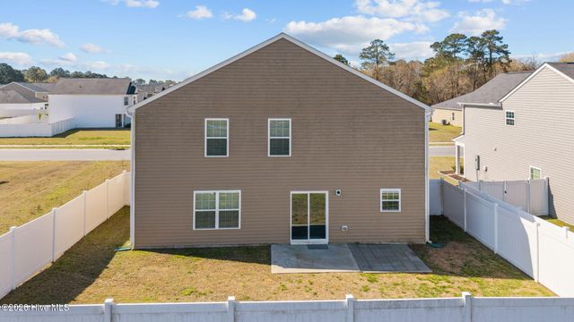 1917 Rolling Meadows Drive, Greenville, NC 27858
