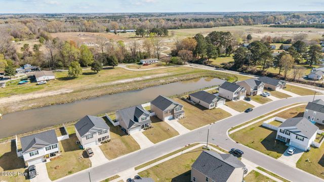 1917 Rolling Meadows Drive, Greenville, NC 27858