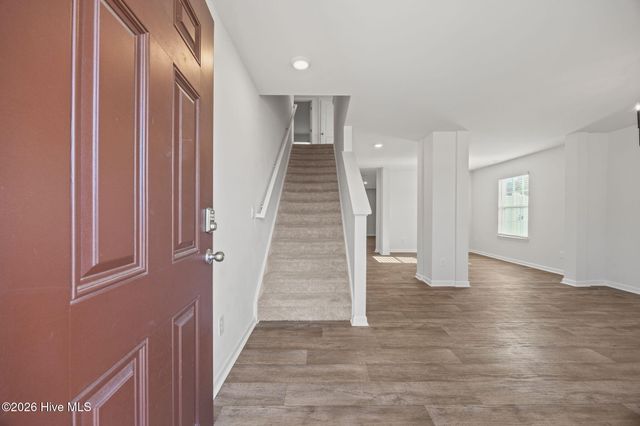 1917 Rolling Meadows Drive, Greenville, NC 27858