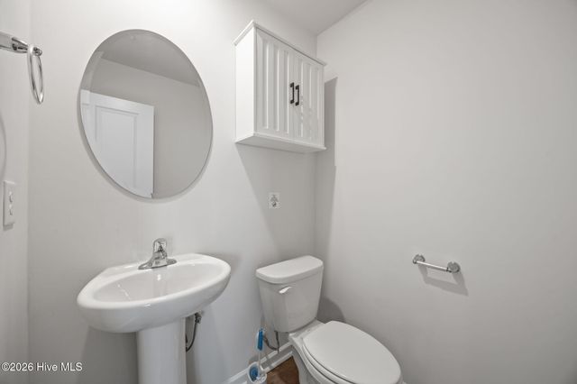 1917 Rolling Meadows Drive, Greenville, NC 27858