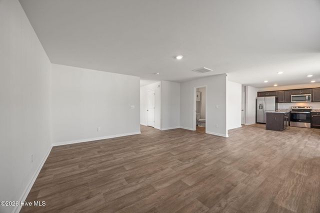 1917 Rolling Meadows Drive, Greenville, NC 27858