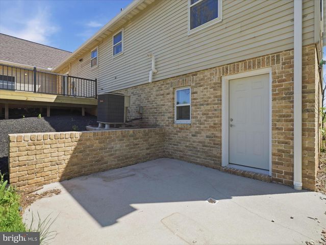 115 WHITE CHURCH RD, Gettysburg, PA 17325