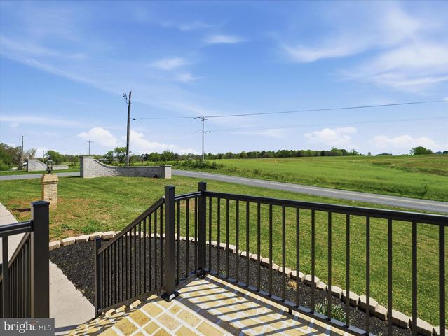 115 WHITE CHURCH RD, Gettysburg, PA 17325