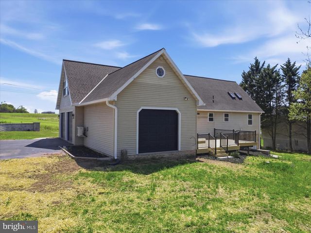 115 WHITE CHURCH RD, Gettysburg, PA 17325