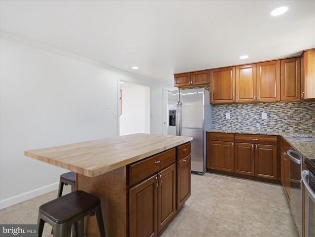 115 WHITE CHURCH RD, Gettysburg, PA 17325