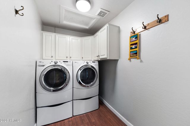 1252 W BRUCE Avenue, Gilbert, AZ 85233