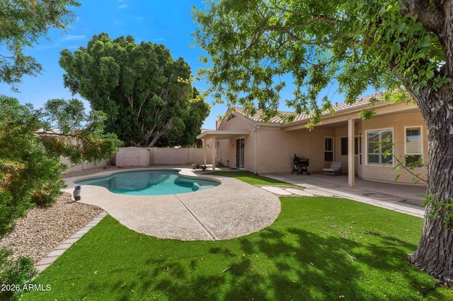 1252 W BRUCE Avenue, Gilbert, AZ 85233