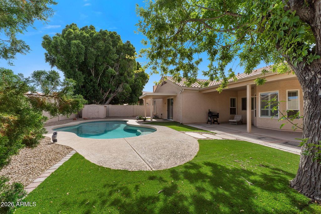 1252 W BRUCE Avenue, Gilbert, AZ 85233 — photo 2