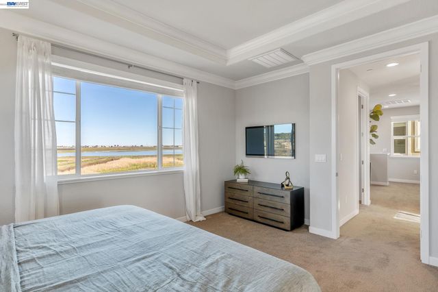 2413 Golden way, Fairfield, CA 94533