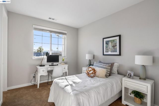 2413 Golden way, Fairfield, CA 94533