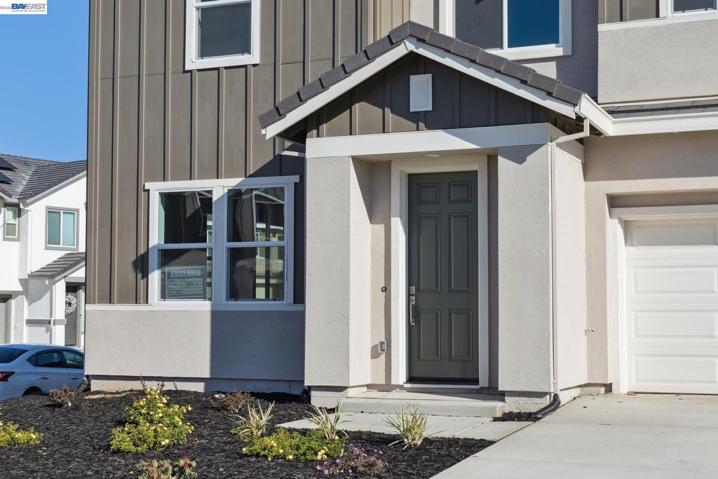 2413 Golden way, Fairfield, CA 94533