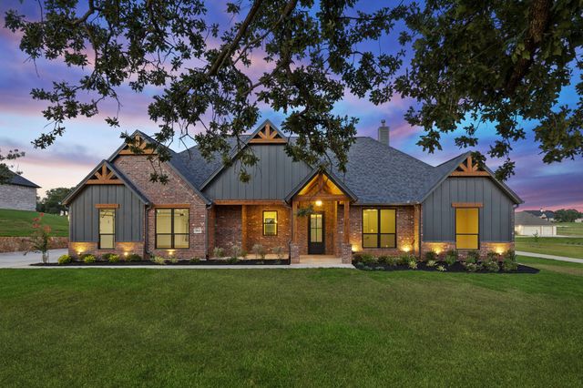 2043 Vaquero Drive, Weatherford, TX 76086
