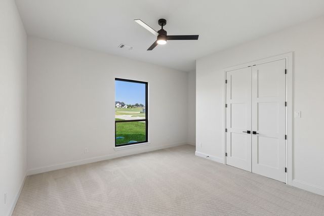 2043 Vaquero Drive, Weatherford, TX 76086