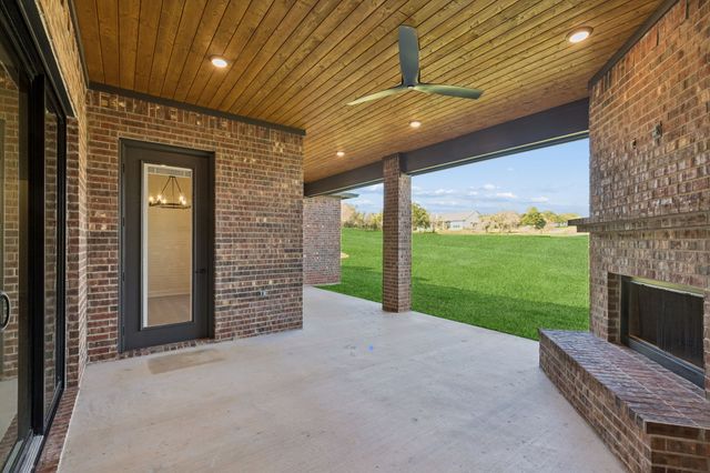 2043 Vaquero Drive, Weatherford, TX 76086