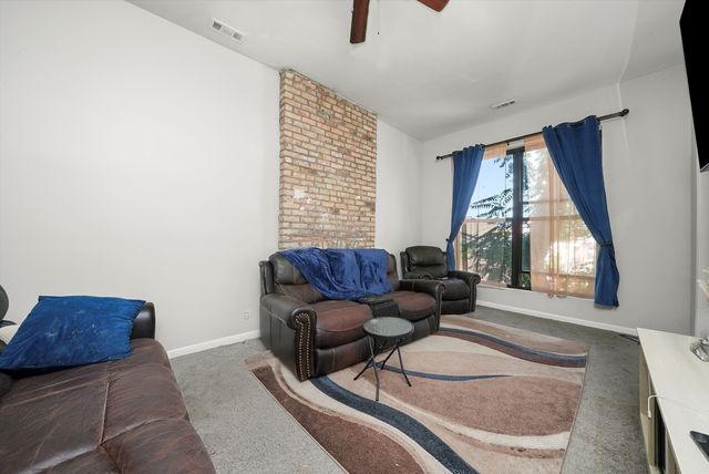 2345 W Grenshaw Street, Chicago, IL 60612