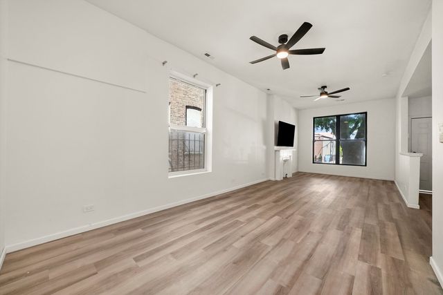 2345 W Grenshaw Street, Chicago, IL 60612