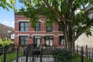 2345 W Grenshaw Street, Chicago, IL 60612