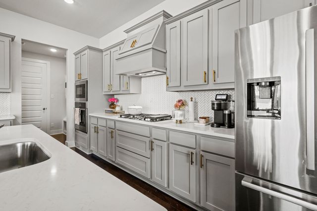 638 Taylor Drive, Fate, TX 75087