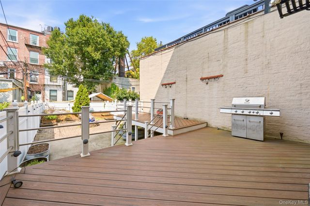 117 President Street, Brooklyn, NY 11231