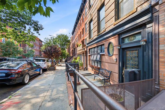 117 President Street, Brooklyn, NY 11231