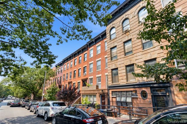 117 President Street, Brooklyn, NY 11231