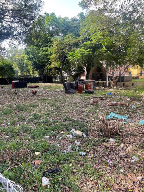 1110 NW 34th Street, Miami, FL 33127
