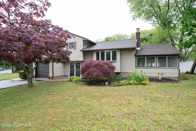 540 Sherman Avenue, Belford, NJ 07718