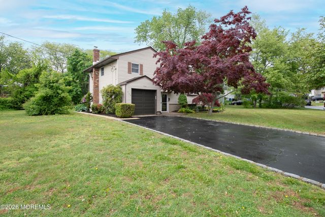 540 Sherman Avenue, Belford, NJ 07718