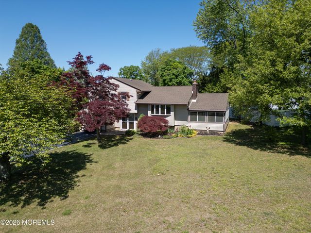 540 Sherman Avenue, Belford, NJ 07718